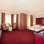 Boutique Maraton Otel
