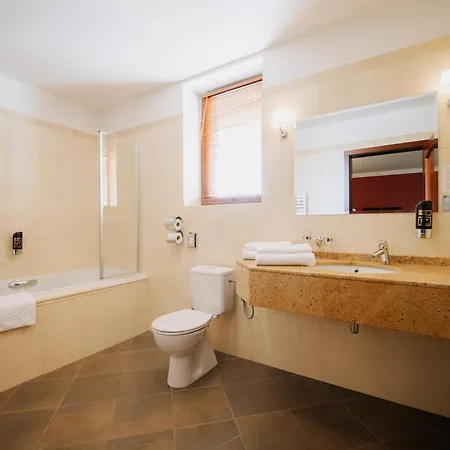 Boutique Maraton Hotel 4*