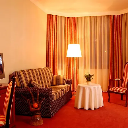 Boutique Maraton Hotel