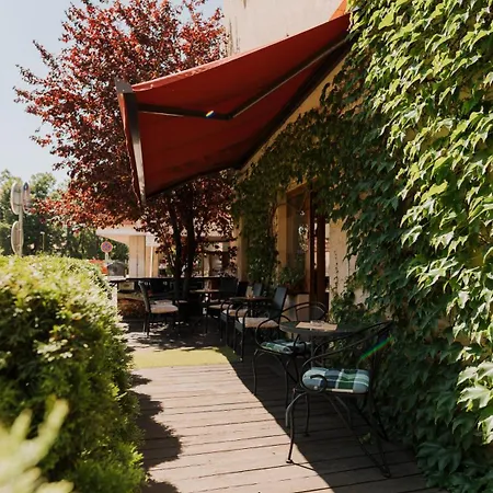 Boutique Maraton Hotel 4*