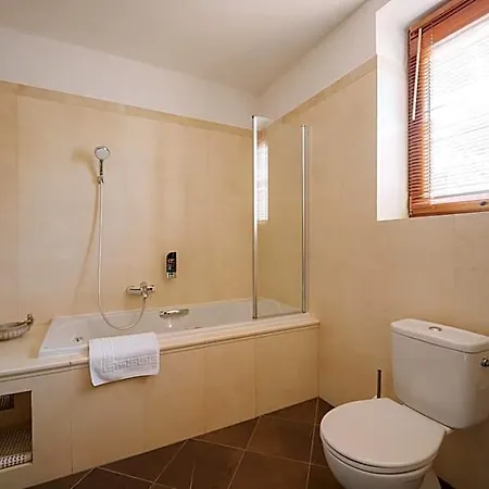 Boutique Maraton Hotel