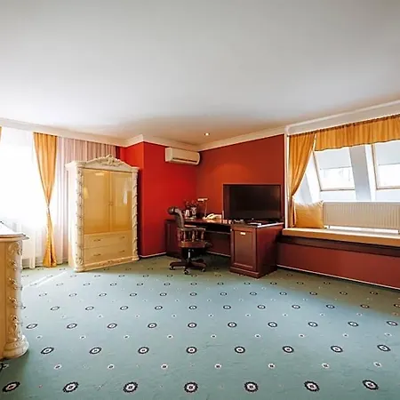 Boutique Maraton Hotel