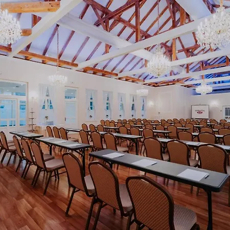 Hotel Boutique Maraton 4*